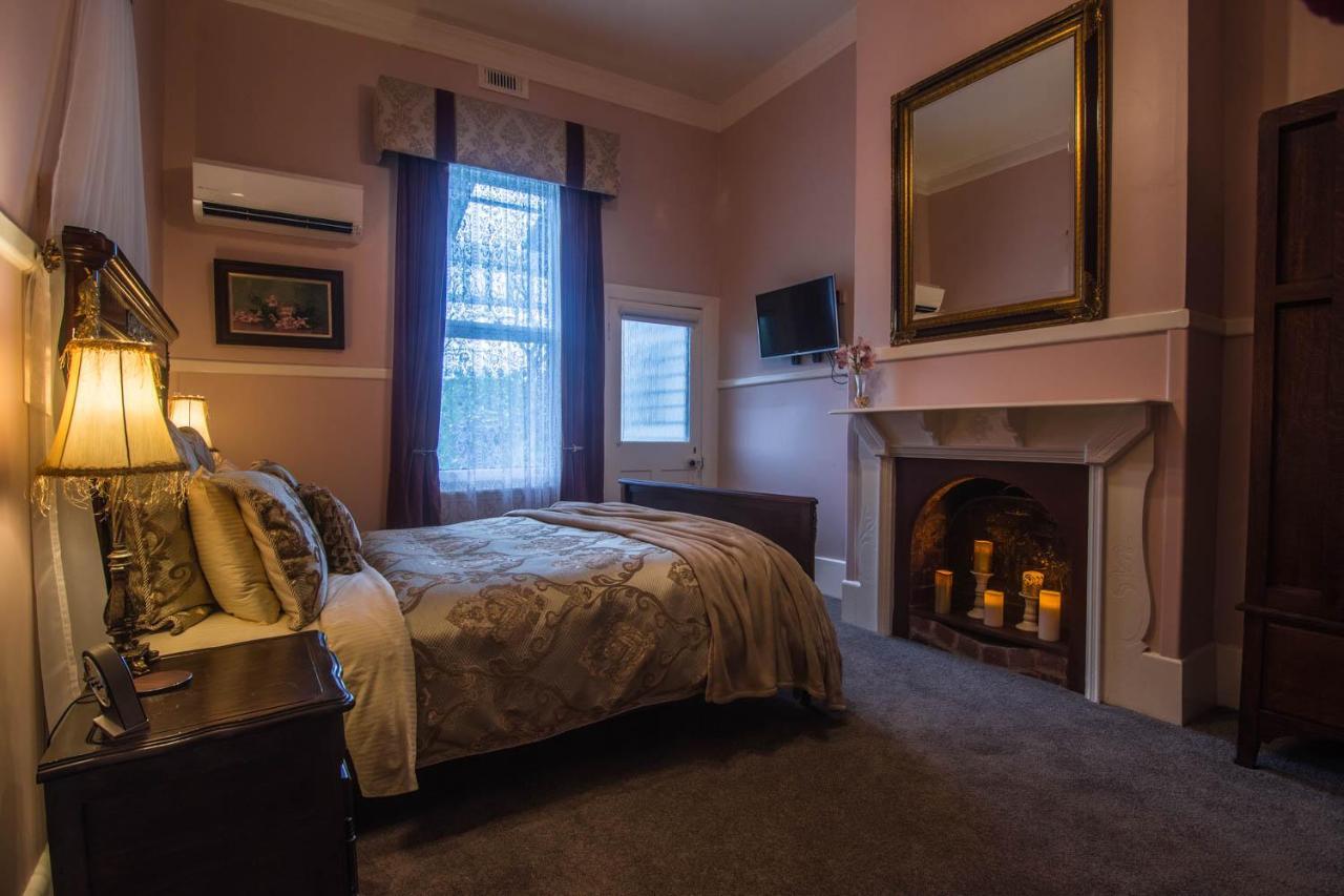 Heytesbury House Bed & Breakfast Cobden Eksteriør bilde