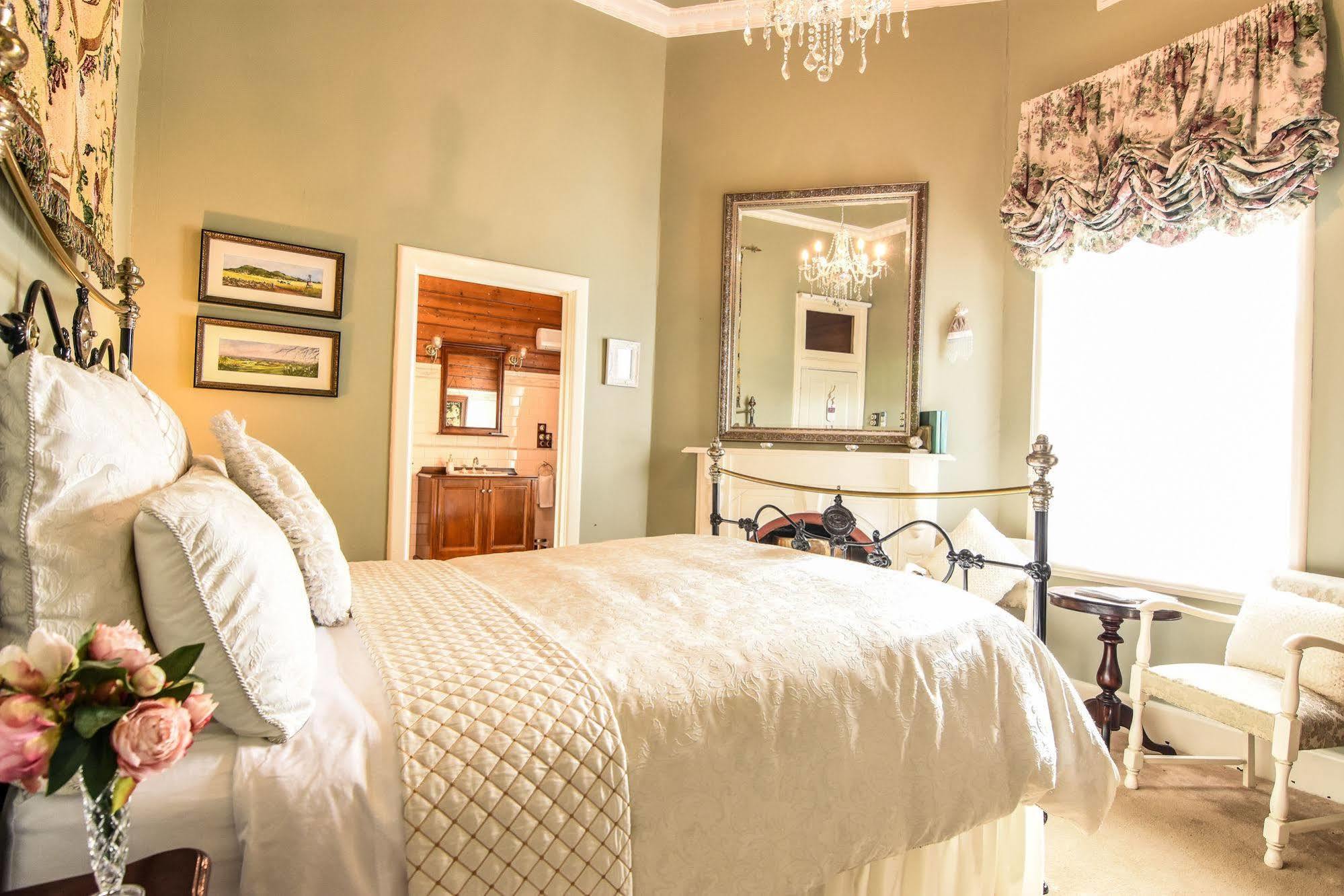 Heytesbury House Bed & Breakfast Cobden Eksteriør bilde