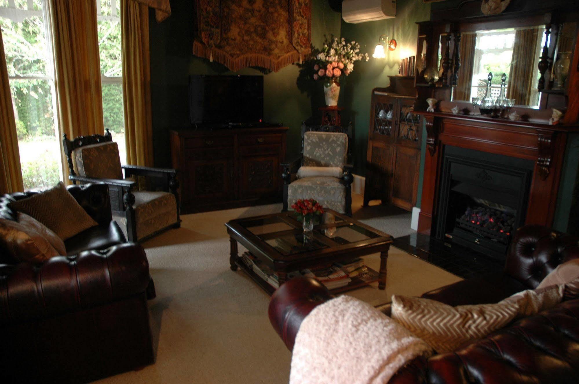 Heytesbury House Bed & Breakfast Cobden Eksteriør bilde